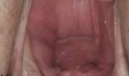 Amy Reid Julian vozi youtube porno hd na kauču