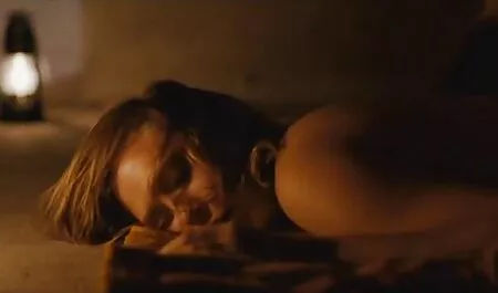 Djevojka hq porno movies uzima mali 30 cm crni penis, velik!