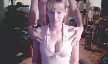 Igrajte se s ljepoticama porno hotel hd otvorenim javnim kupatilom
