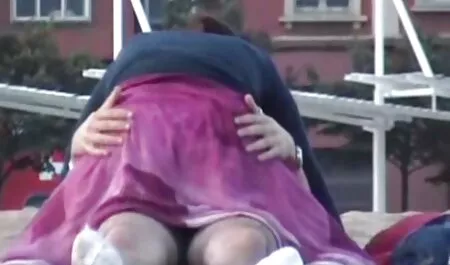 Iznenađujuća djevojka sa svojim kokantima u petit hd porno prva tri hotela 31E4