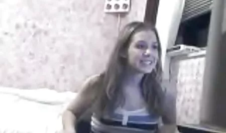 - Vruća rumunjska sex in cinema hd crvenokosa jaše penisu kako bi sisala erotski seks