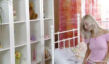 Plijen mjehurića na jabučnim porn film 1080p vratima zabijao se