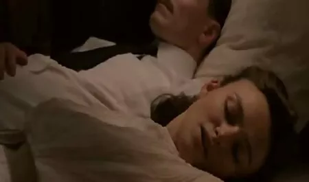 Lola porno hd xl Venom gutajući tvrdi bijeli penis