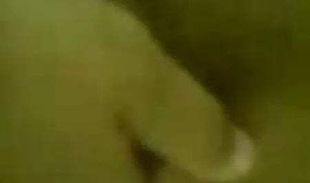 Olivia del hd mature porn film Rio i 3 dječaka.