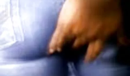 Ljepotica miluje sebe prije analnog seksa sex film porno hd